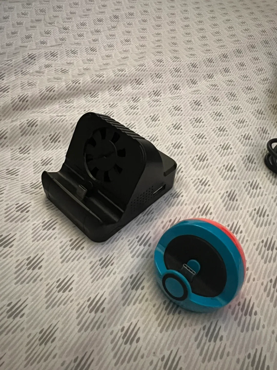 Nintendo Switch OLED Model w/ Accessories bundle image indicator(5)