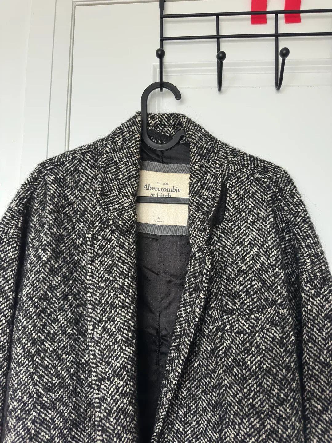Women’s Abercrombie & Fitch Herringbone Wool Blend Coat - Size M image indicator(2)