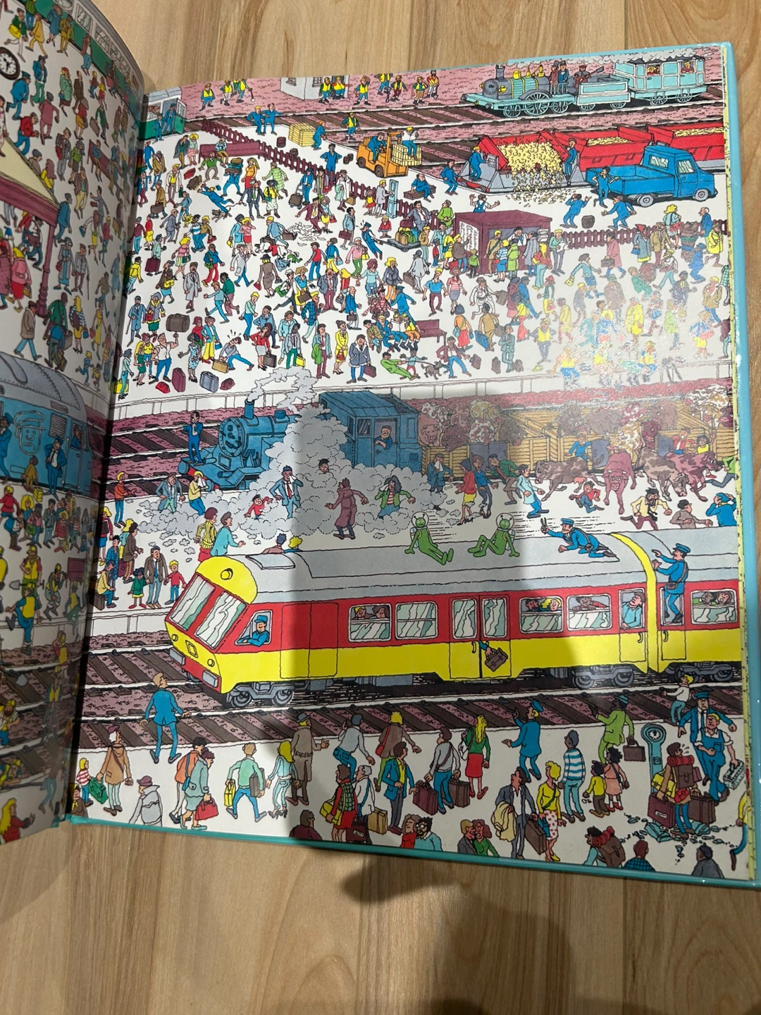 Where's Waldo? Deluxe Edition by Martin Handford - photo 2