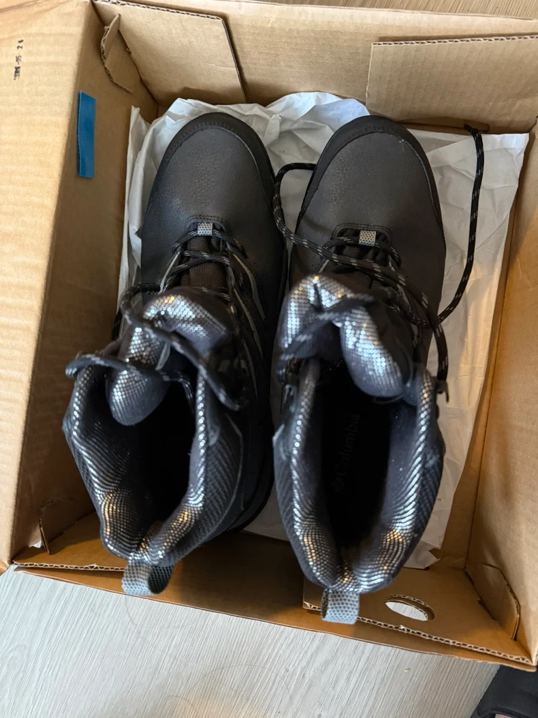 Columbia Men's BM0837-010 Winter/Hiking Boots - Size 12 image indicator(3)