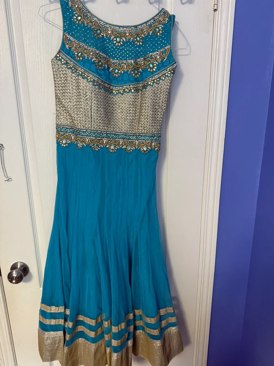 Teal and Gold Embroidered Indian Outfit 🥕 image indicator(2)