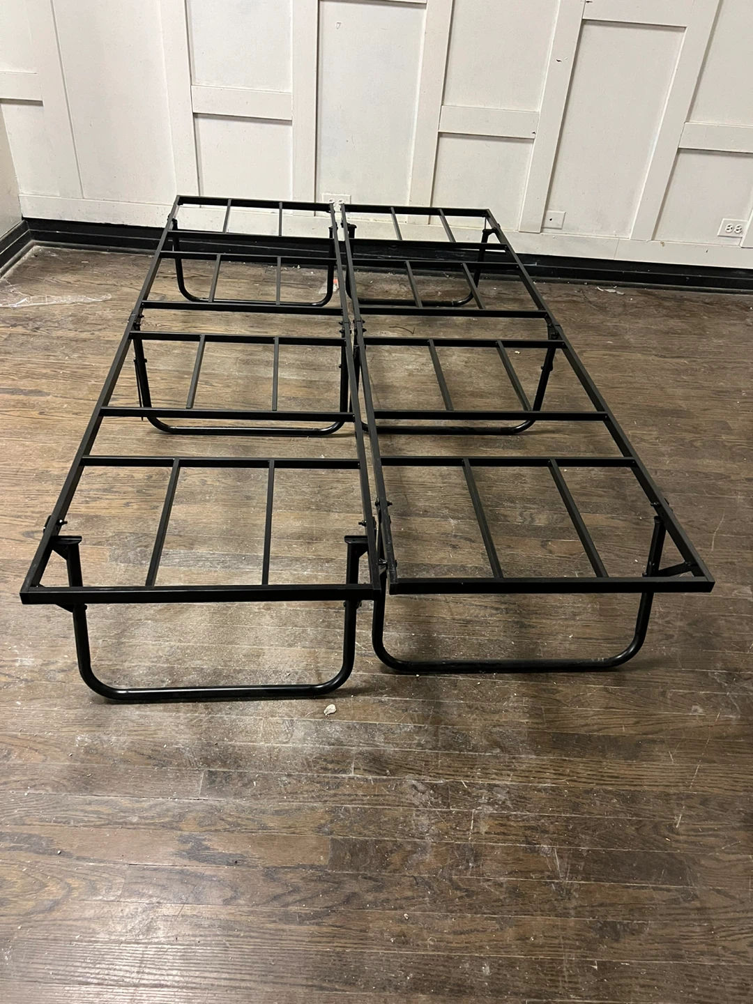 Black Metal Folding Bed Frame twin