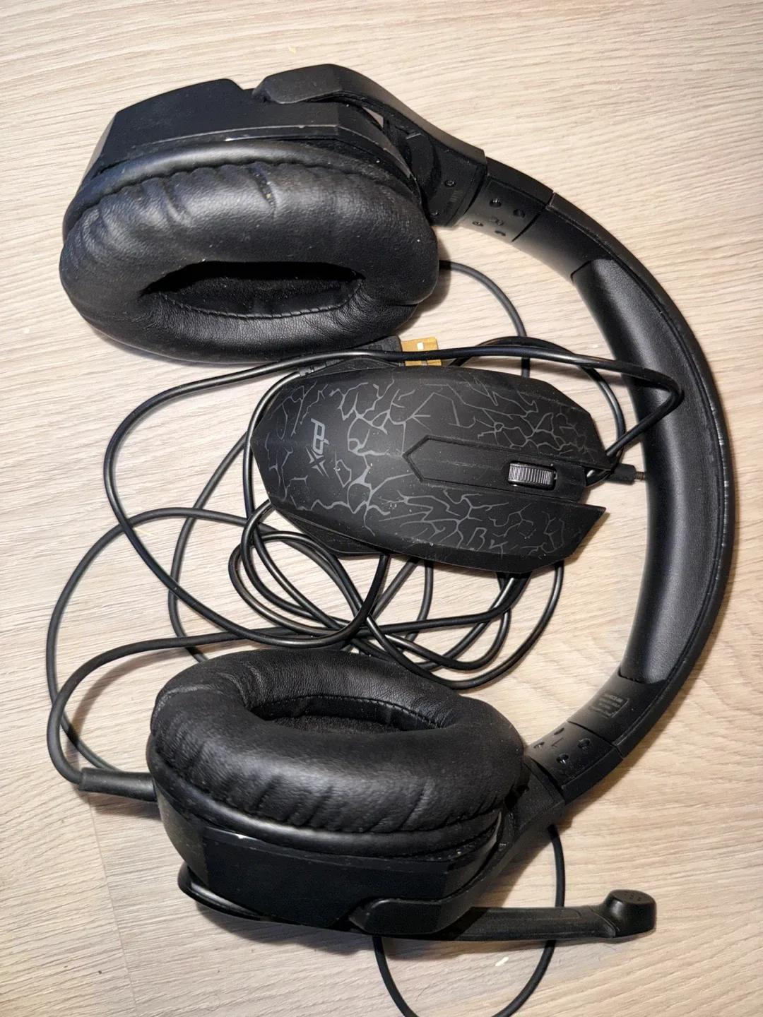 HyperX Gaming Headset and Gaming Mouse