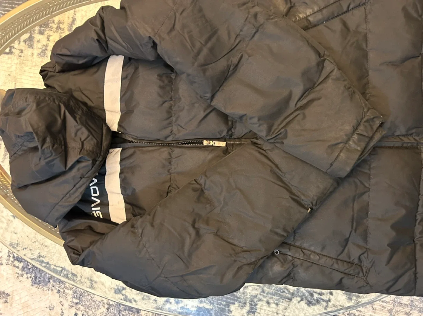 Givova Black Puffer Jacket - Size M image indicator(4)