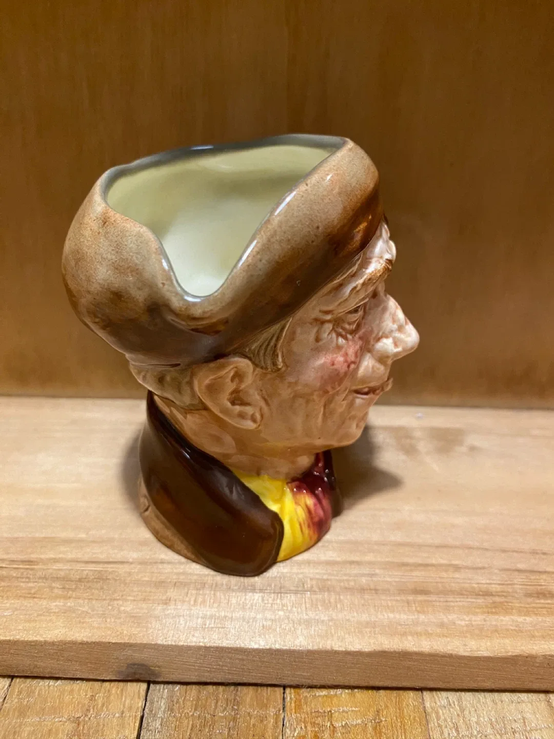 Vintage 1946 Royal Doulton ‘arry Miniature Jug image indicator(2)