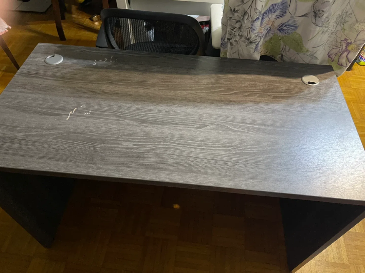 Heavy Wood Grain  office Desk image indicator(3)