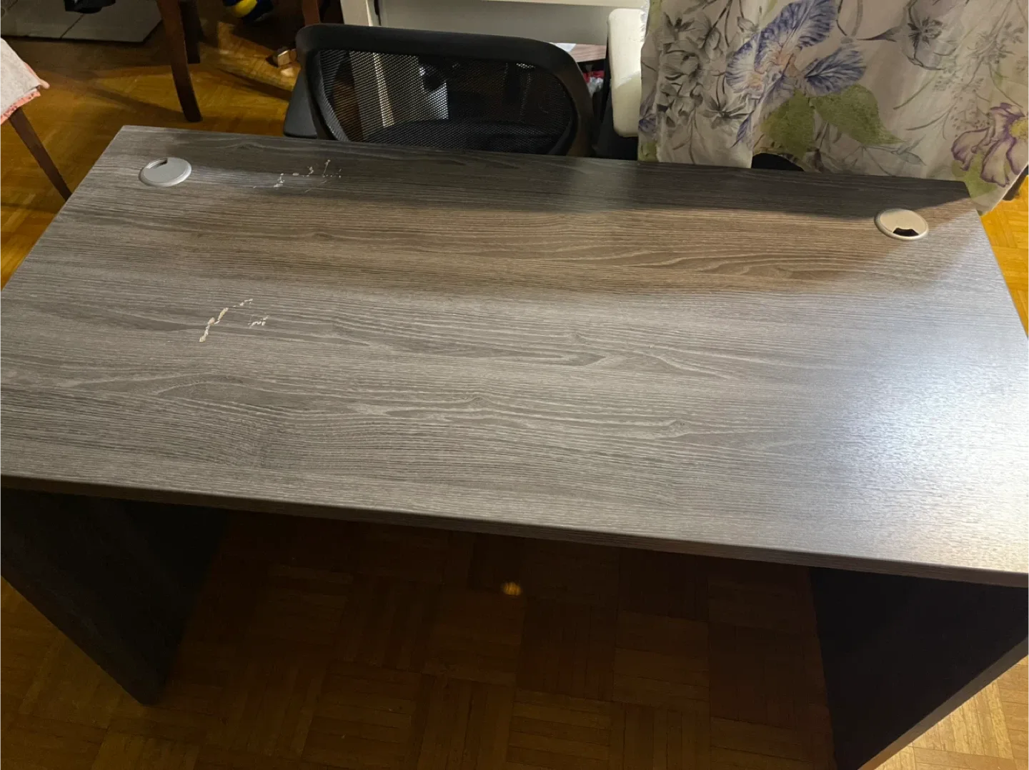 Heavy Wood Grain  office Desk image indicator(4)