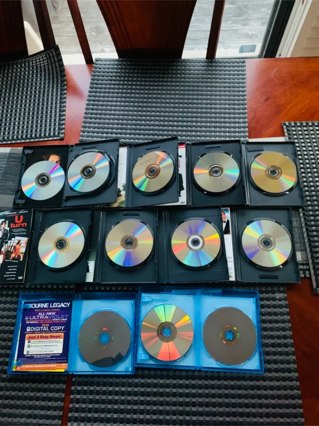 Lot of 10 DVD / Blu-Ray Movies for $20 image indicator(4)