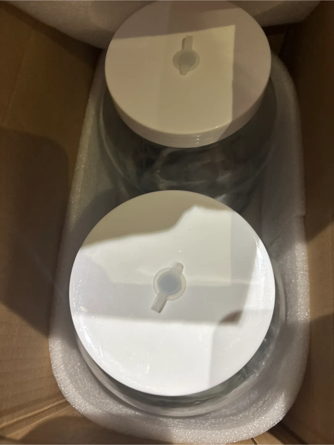 New 2-Pack Glass Drink Dispensers with Stand, 1 Gallon image indicator(4)