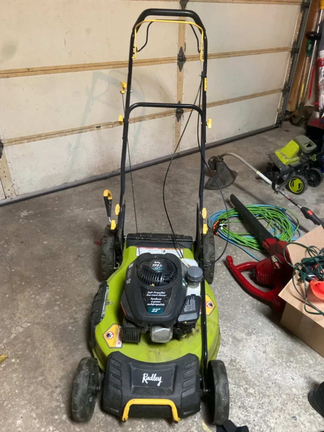 Radley 22" Self-Propelled Gas Lawn Mower image indicator(4)