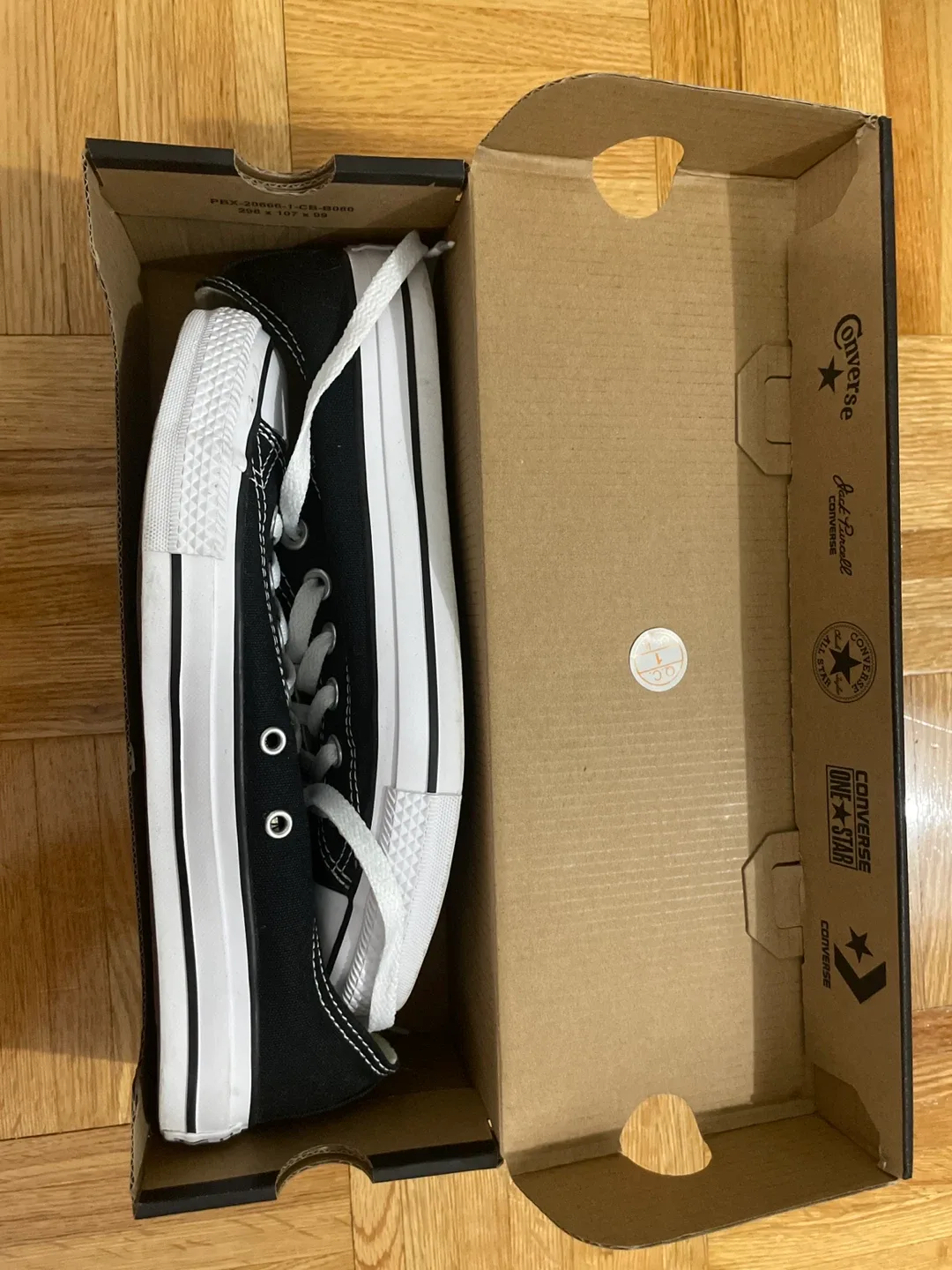 Converse All Star OX - Black - US Mens 6 / Womens 8 image indicator(2)