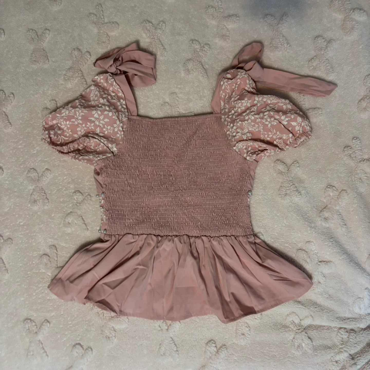 Pink Floral Sleeve Blouse image indicator(2)