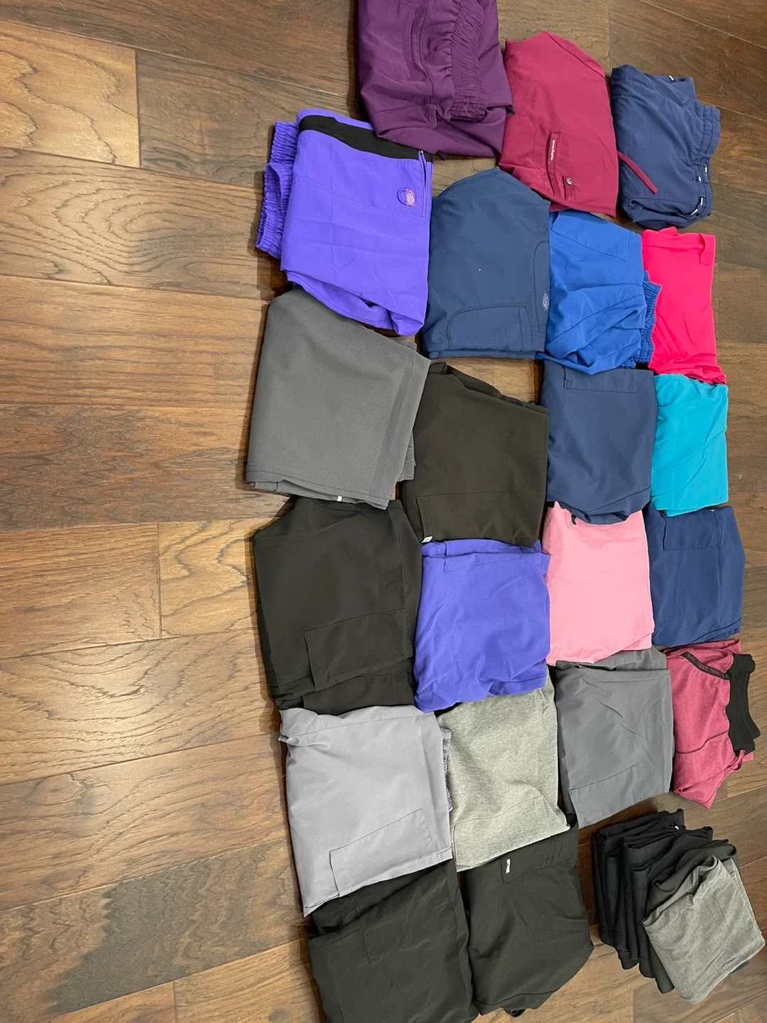 Mixed Lot of Scrubs thumbnail