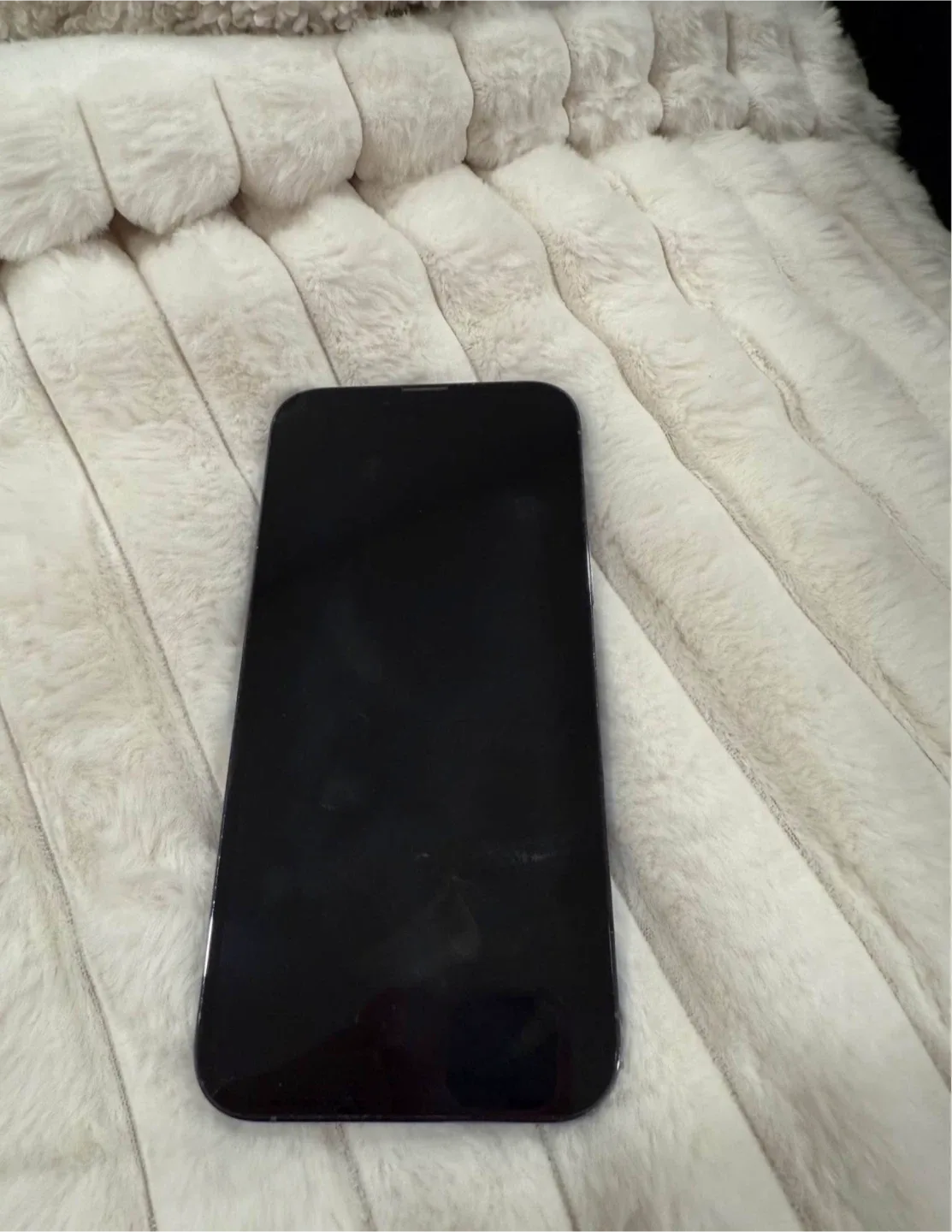 Apple iPhone 13 Pro Max - 87% Battery Health image indicator(2)