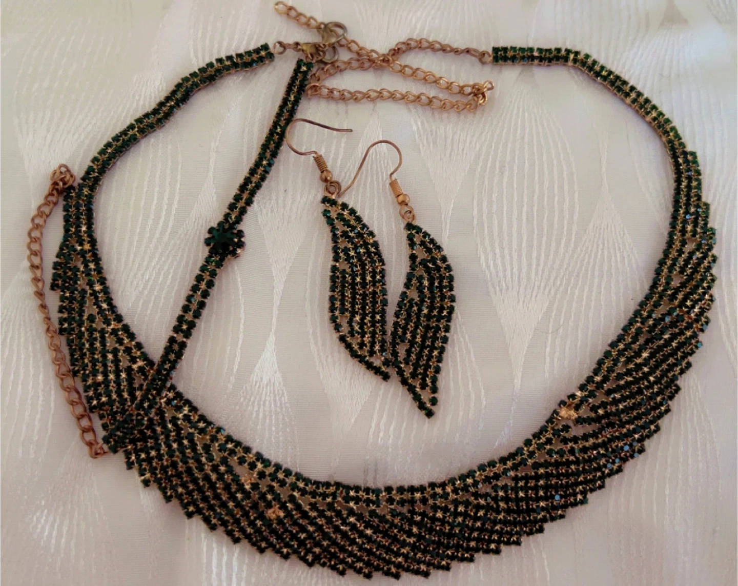 Green Rhinestone Necklace & Earring Set
