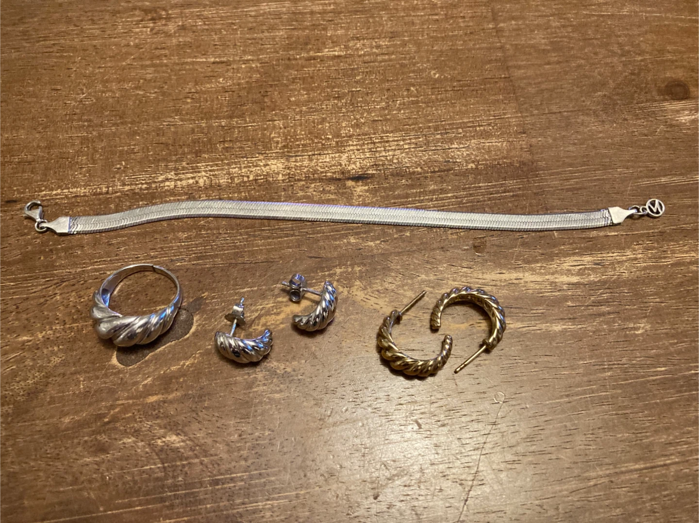Mejuri Purge *only ring available* - photo 3