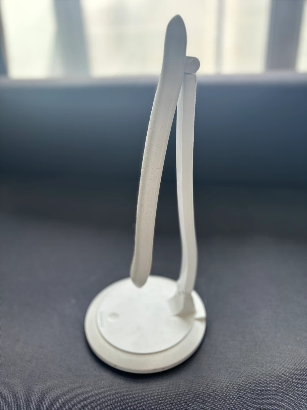 White LED Desk Lamp - photo 3