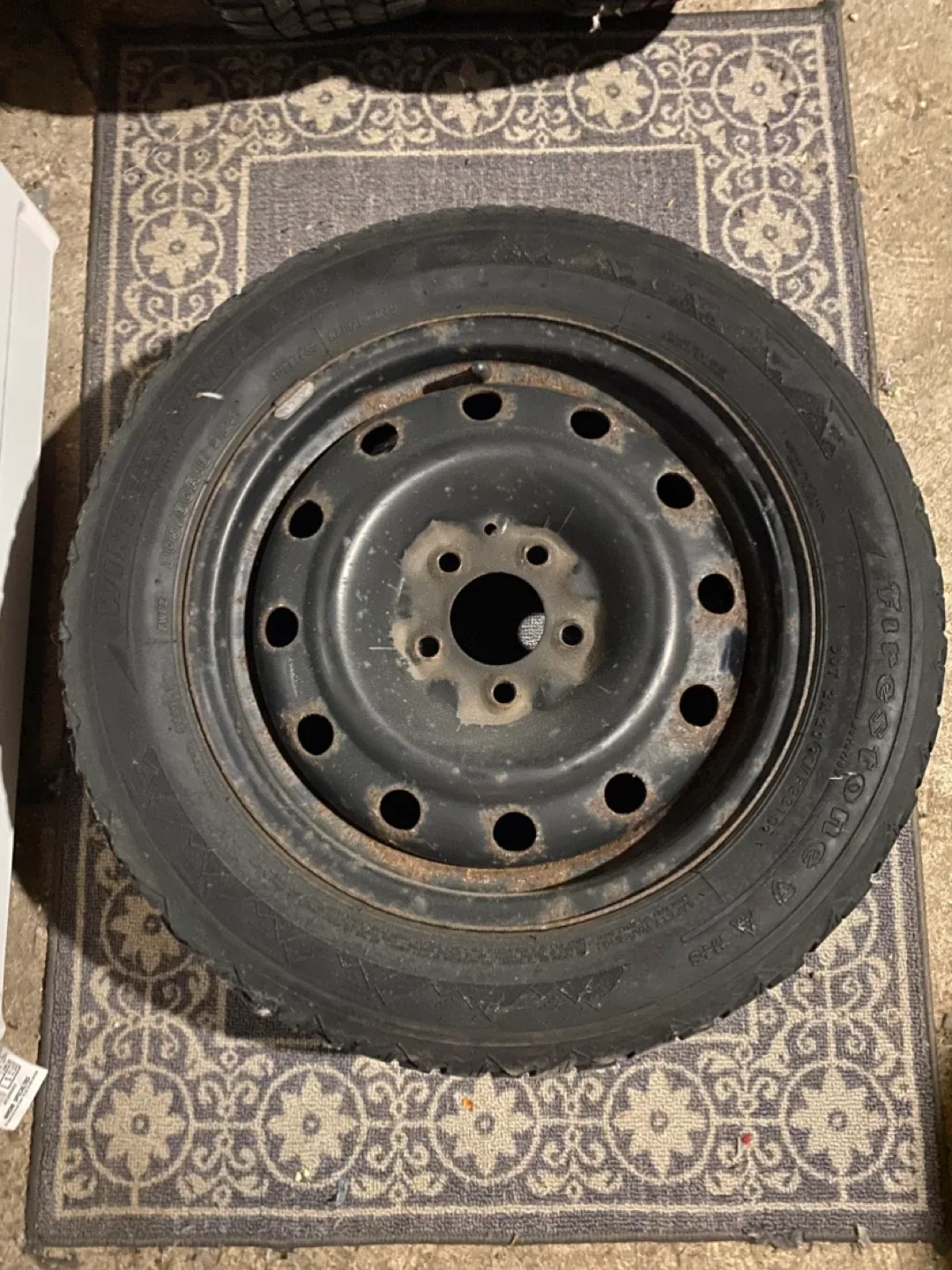 Steel rims and winter tires image indicator(4)