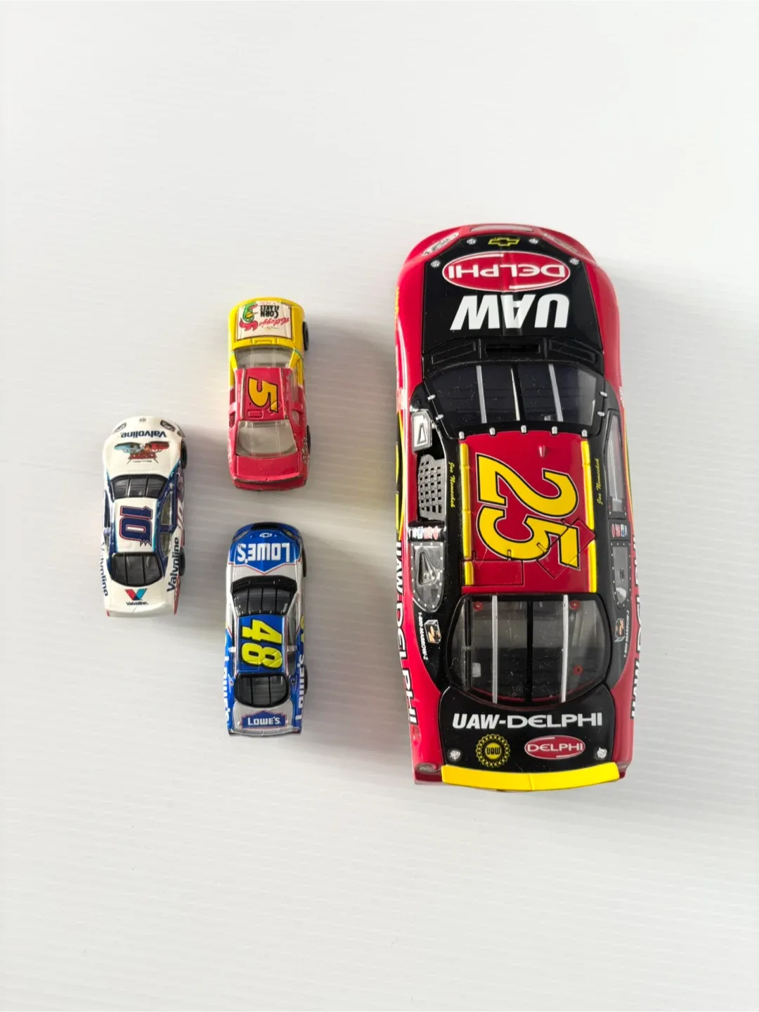 NASCAR diecast cars image indicator(2)