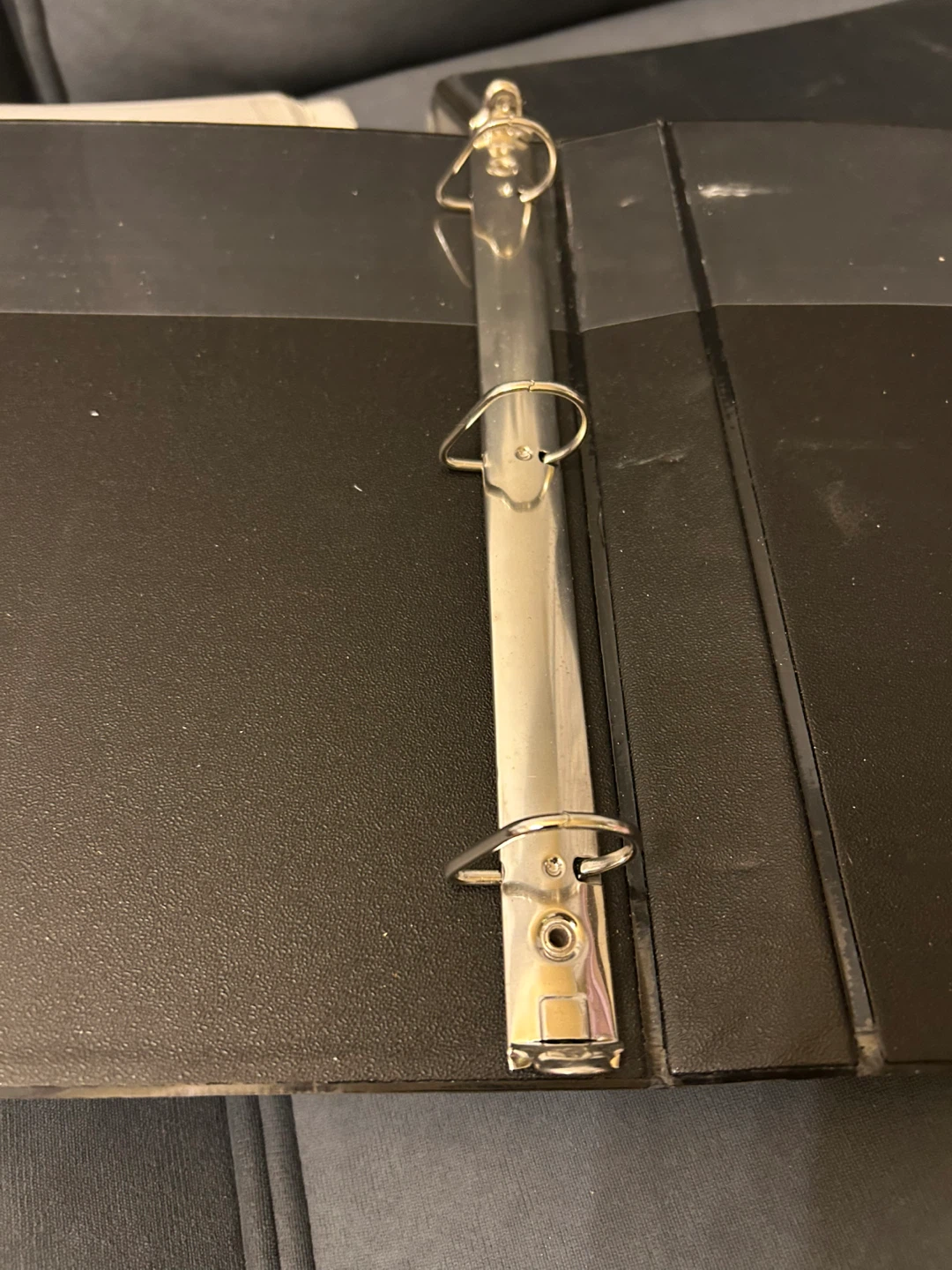 Binders - Black and White - photo 4