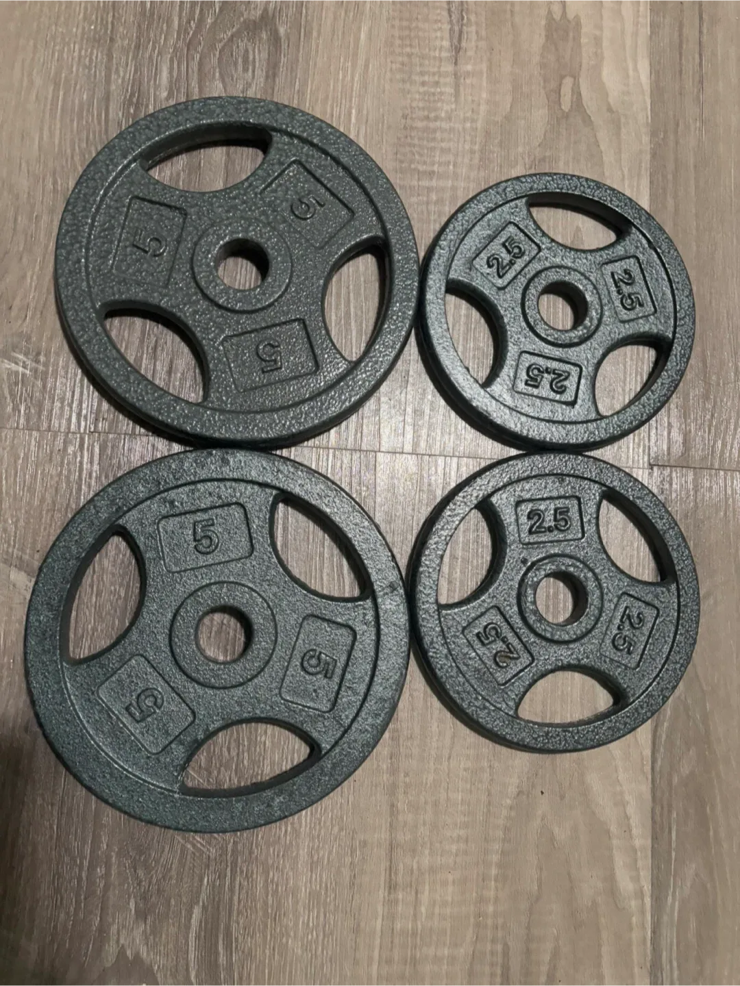 Weight Plates - 2 x 5lb & 2 x 2.5lb
