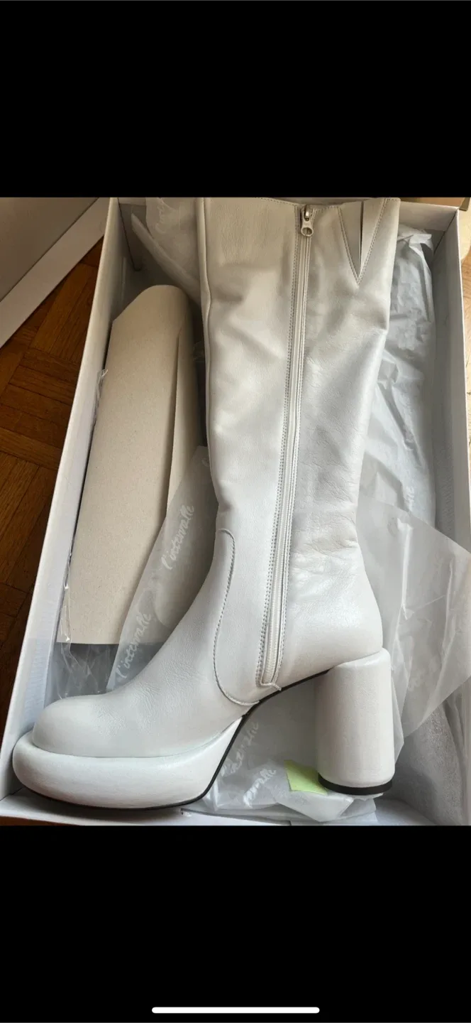 L'Intervalle White Leather Knee High Boots thumbnail