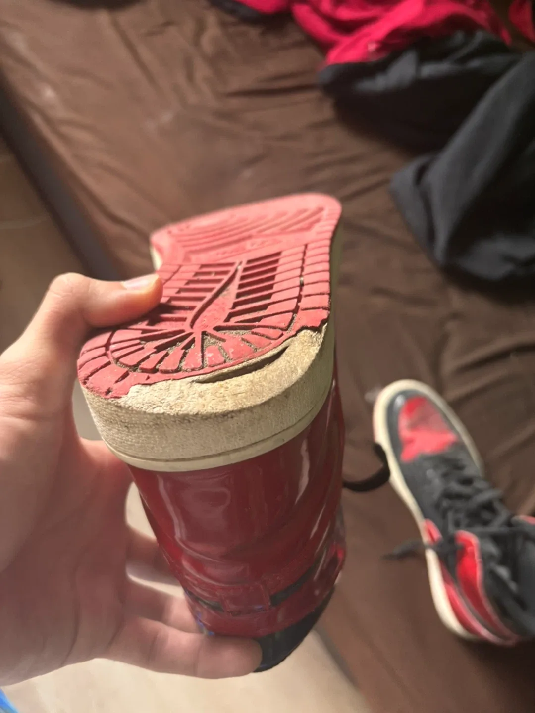 Nike Air Jordan 1 Red/Black image indicator(2)