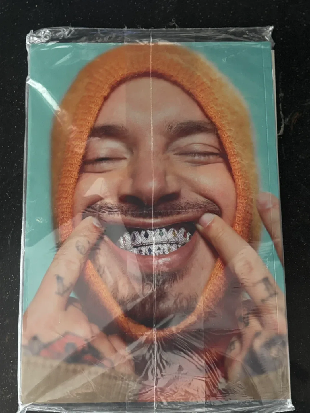 Free SSENSE Magazinex2 🥕🥕 image indicator(4)