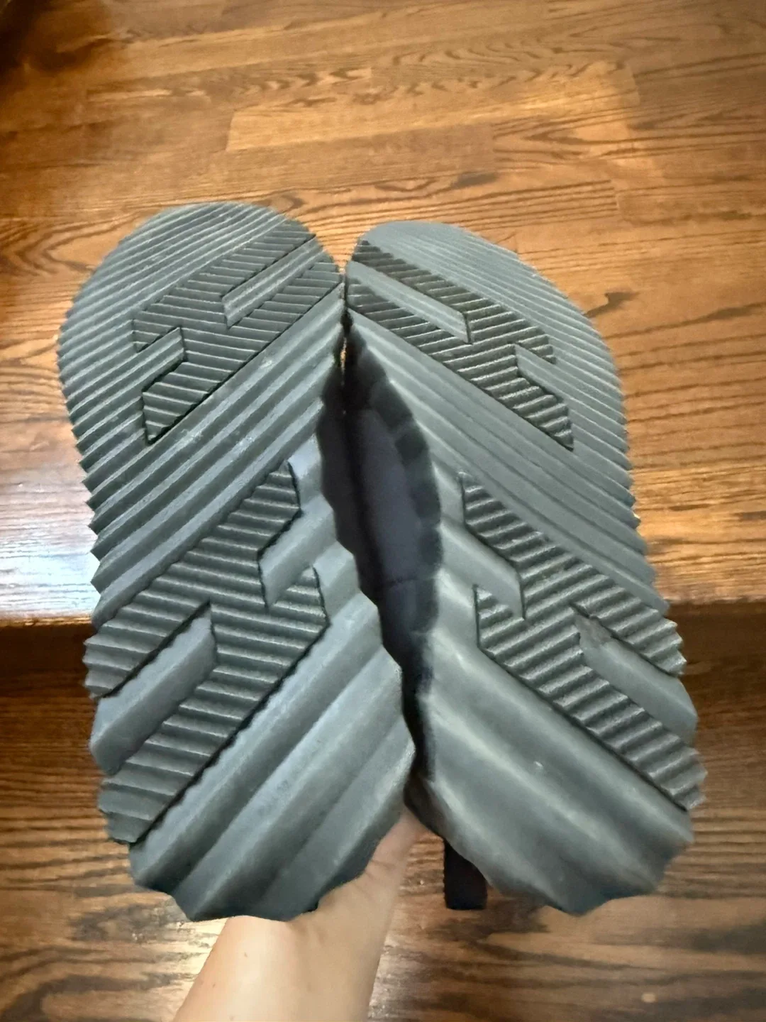 Hermes bouncy sneakers size 39 (8 USA) image indicator(5)