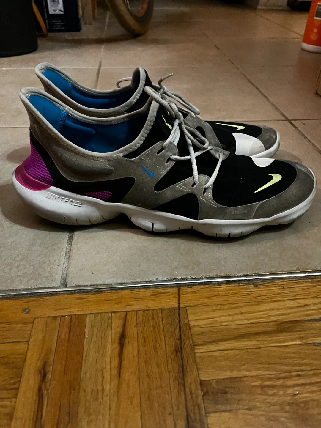 Nike Free RN 5.0 Running Shoes (size 12) image indicator(3)