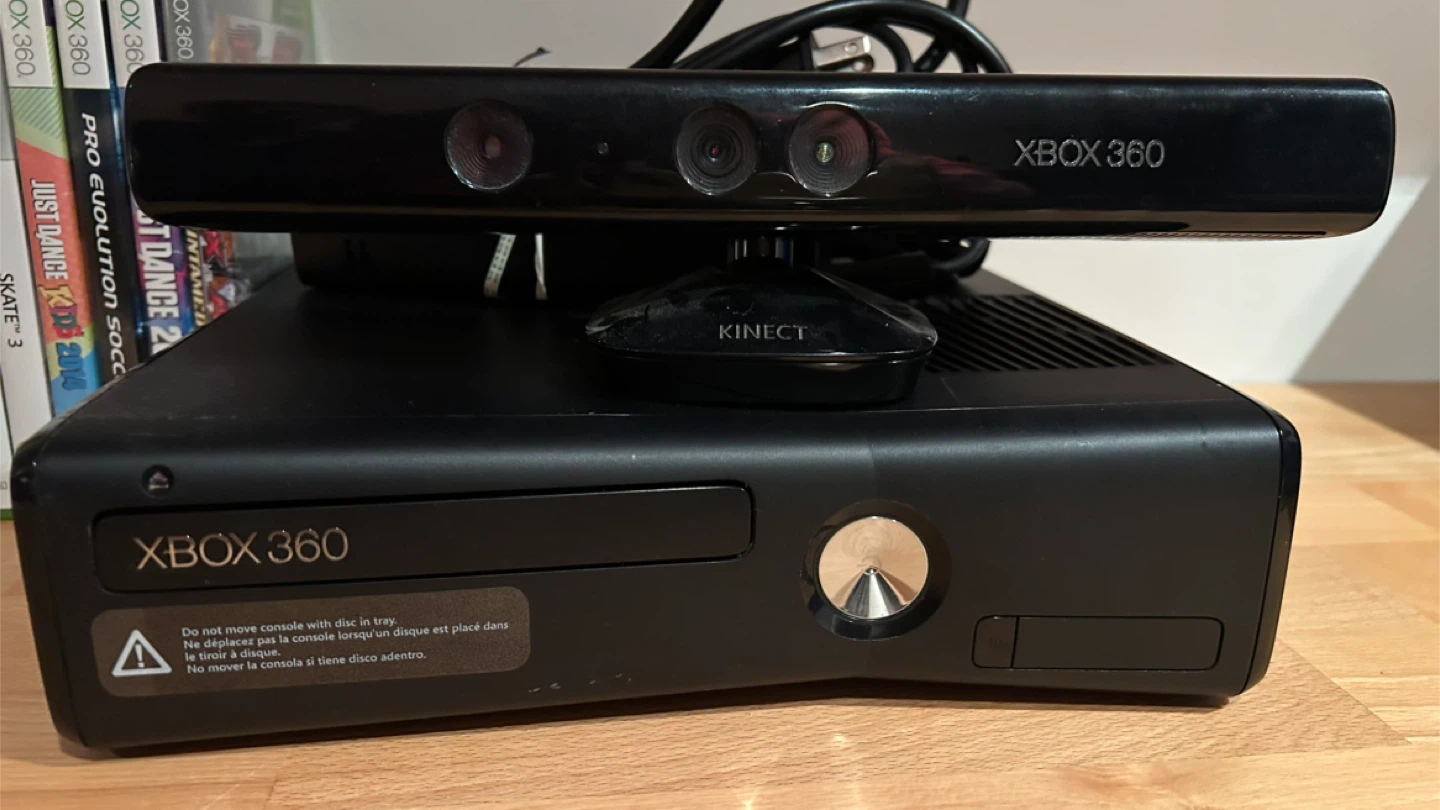 Xbox 360 Console with Kinect and Games - photo 2