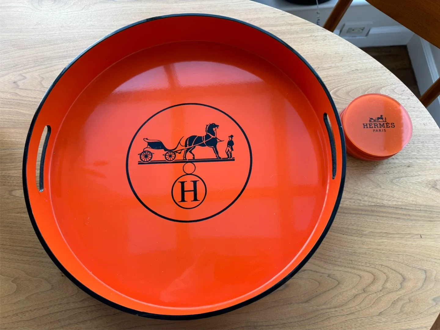 Hermès Round Tray & Coasters