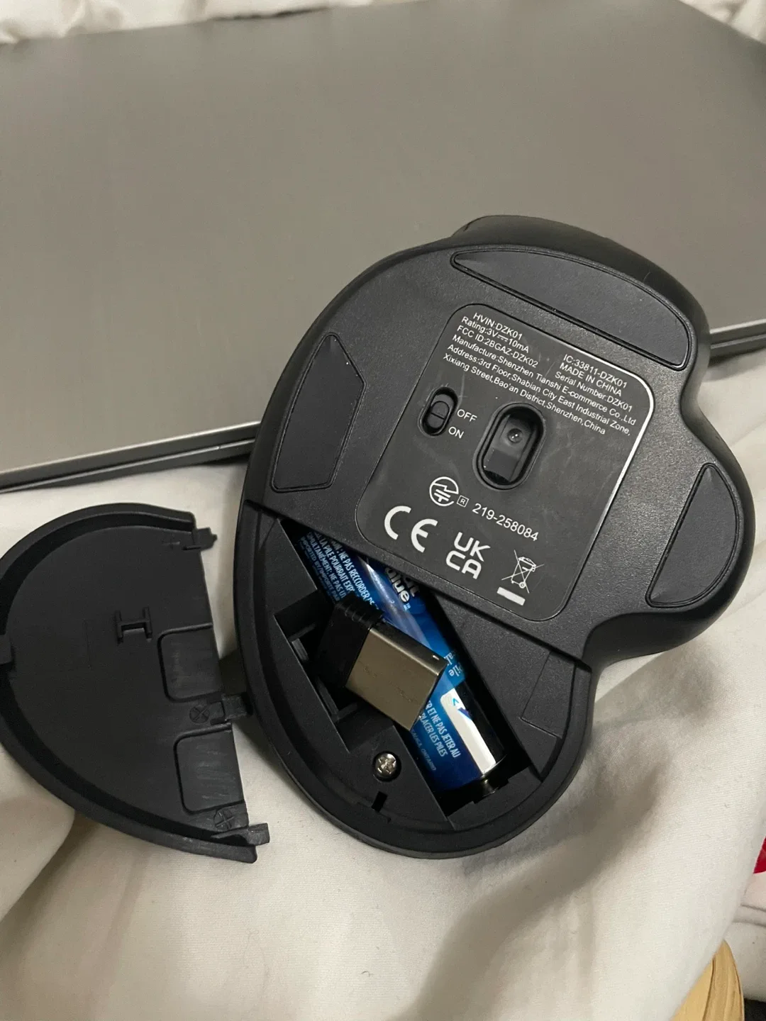 Wireless Ergonomic Vertical Mouse image indicator(2)