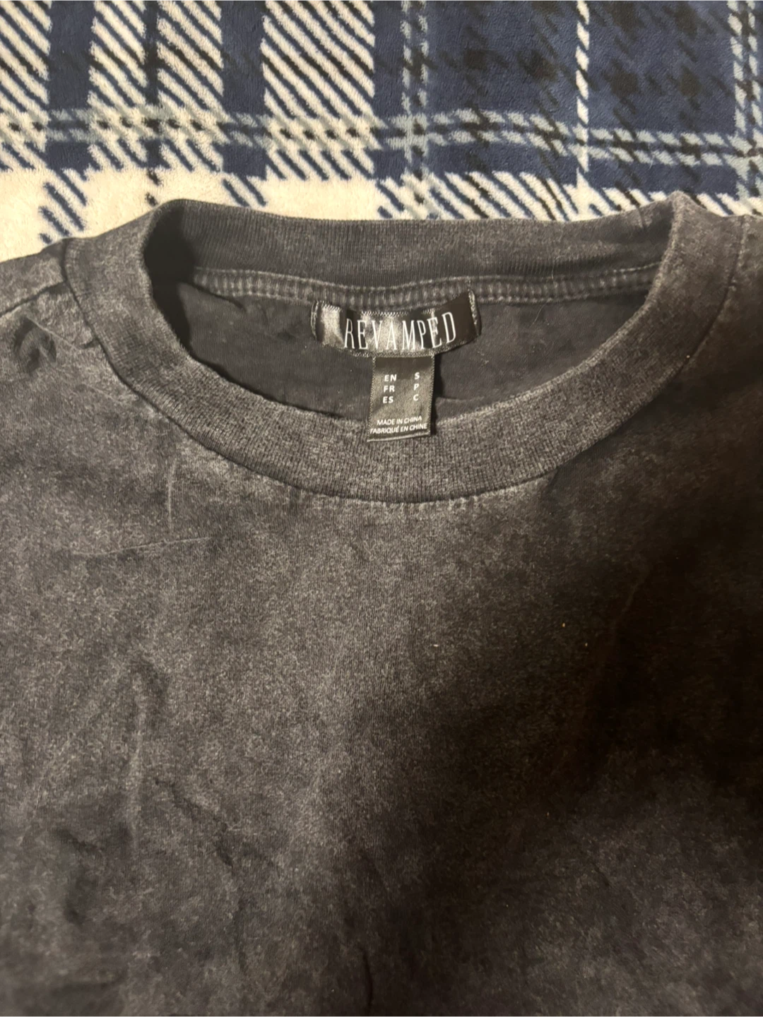 REVAMPED Cropped Long Sleeve - Size S - photo 2
