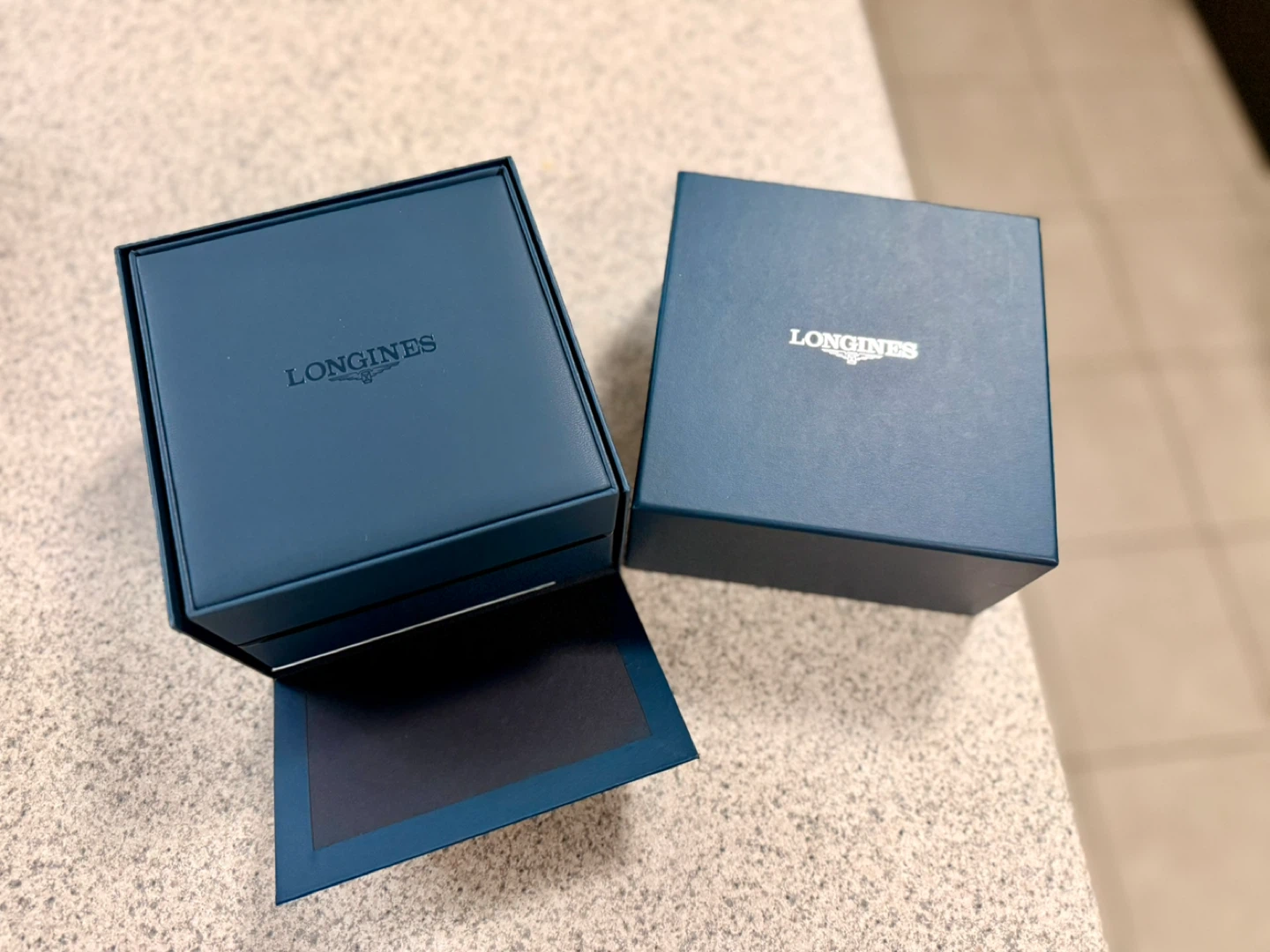 LONGINES HYDROCONQUEST 41 mm, ceramic bezel