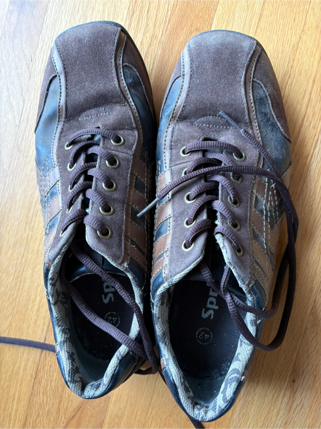 Brown Leather Men’s Sneakers Size 9