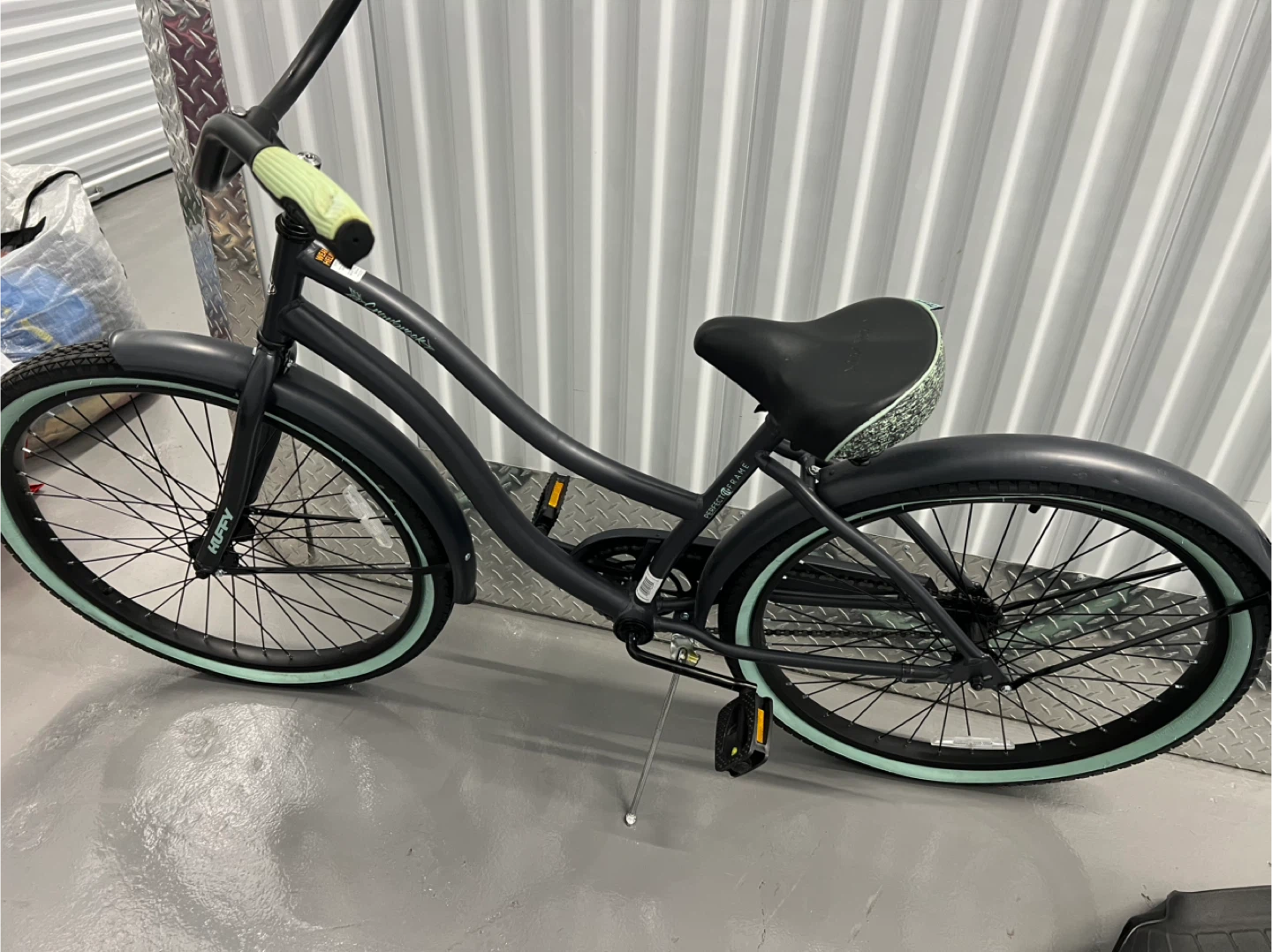 Huffy Cranbrook Women's Cruiser Bike - Gray