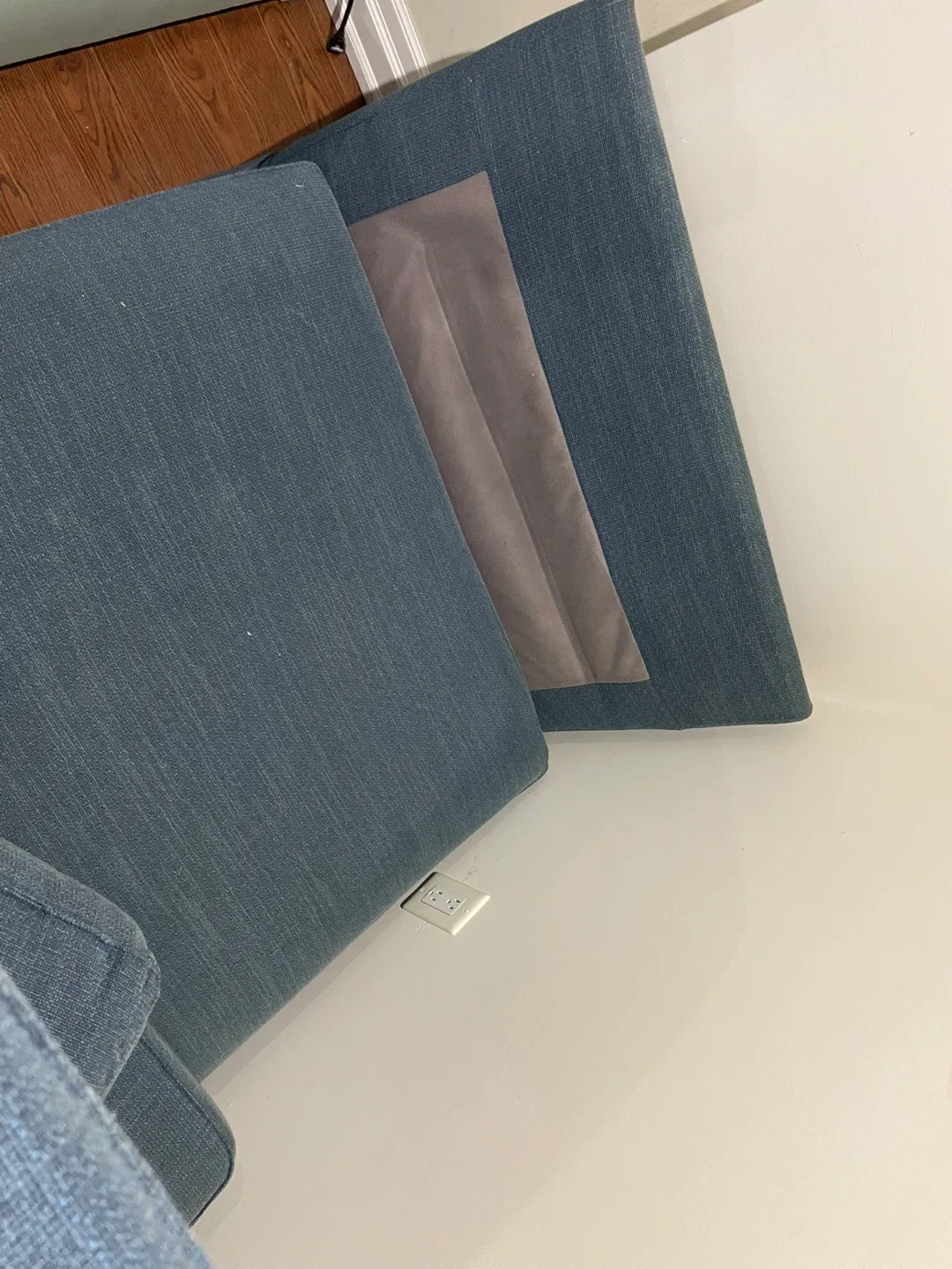 Chaise Sofa image indicator(6)