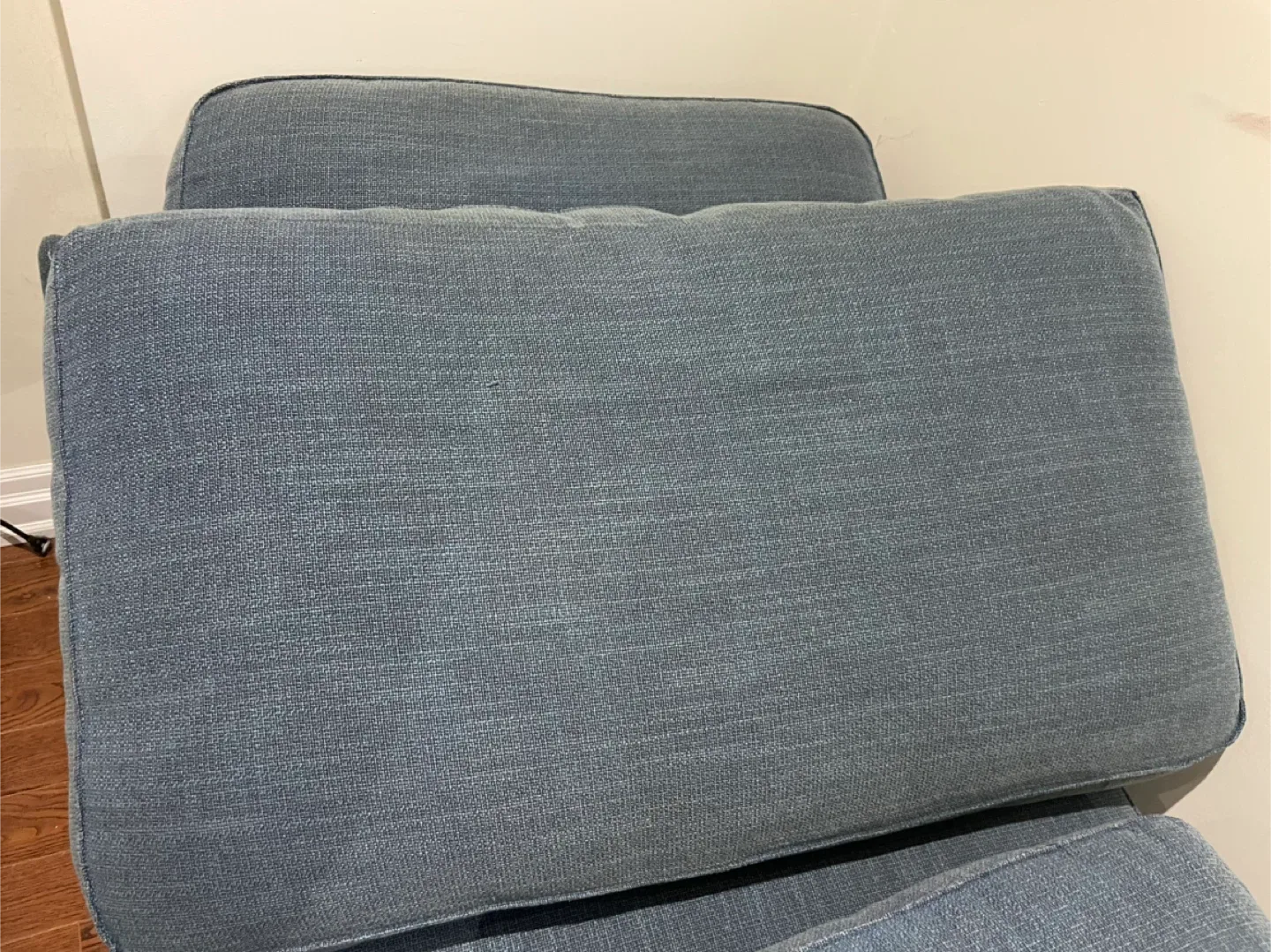 Chaise Sofa image indicator(3)