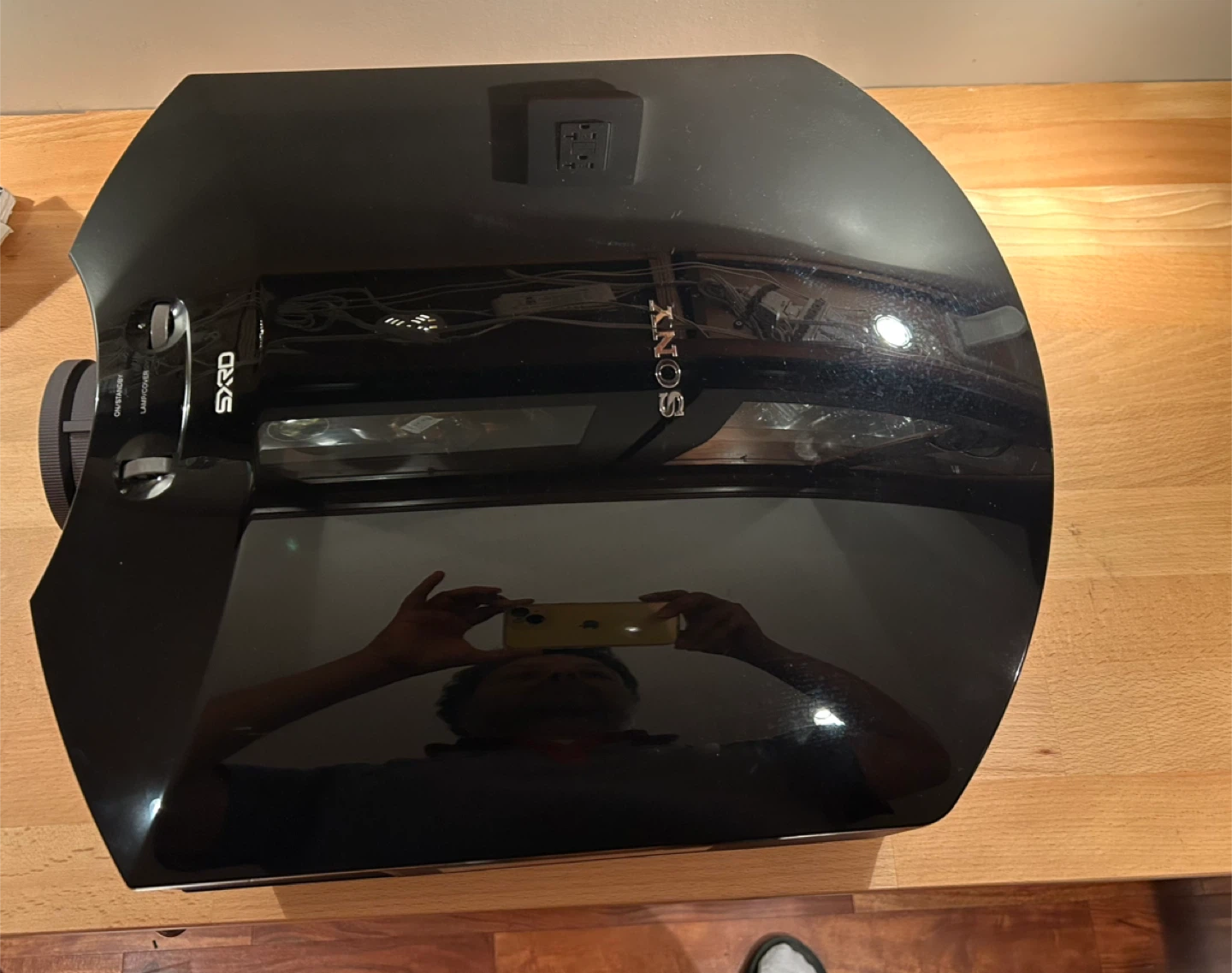 Sony VPL-HW40ES Projector - photo 5
