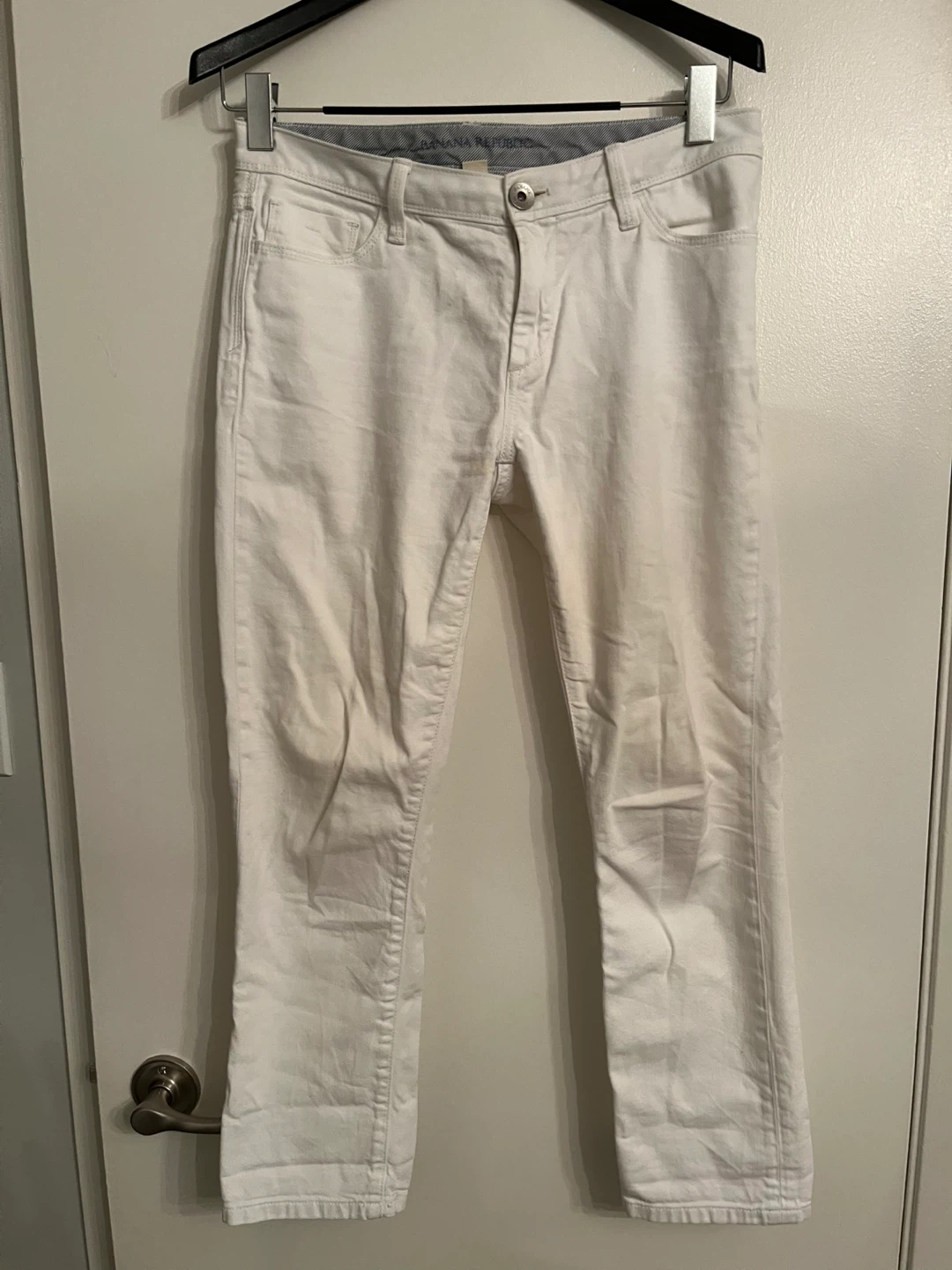 Banana Republic White Skinny Jeans 🥕