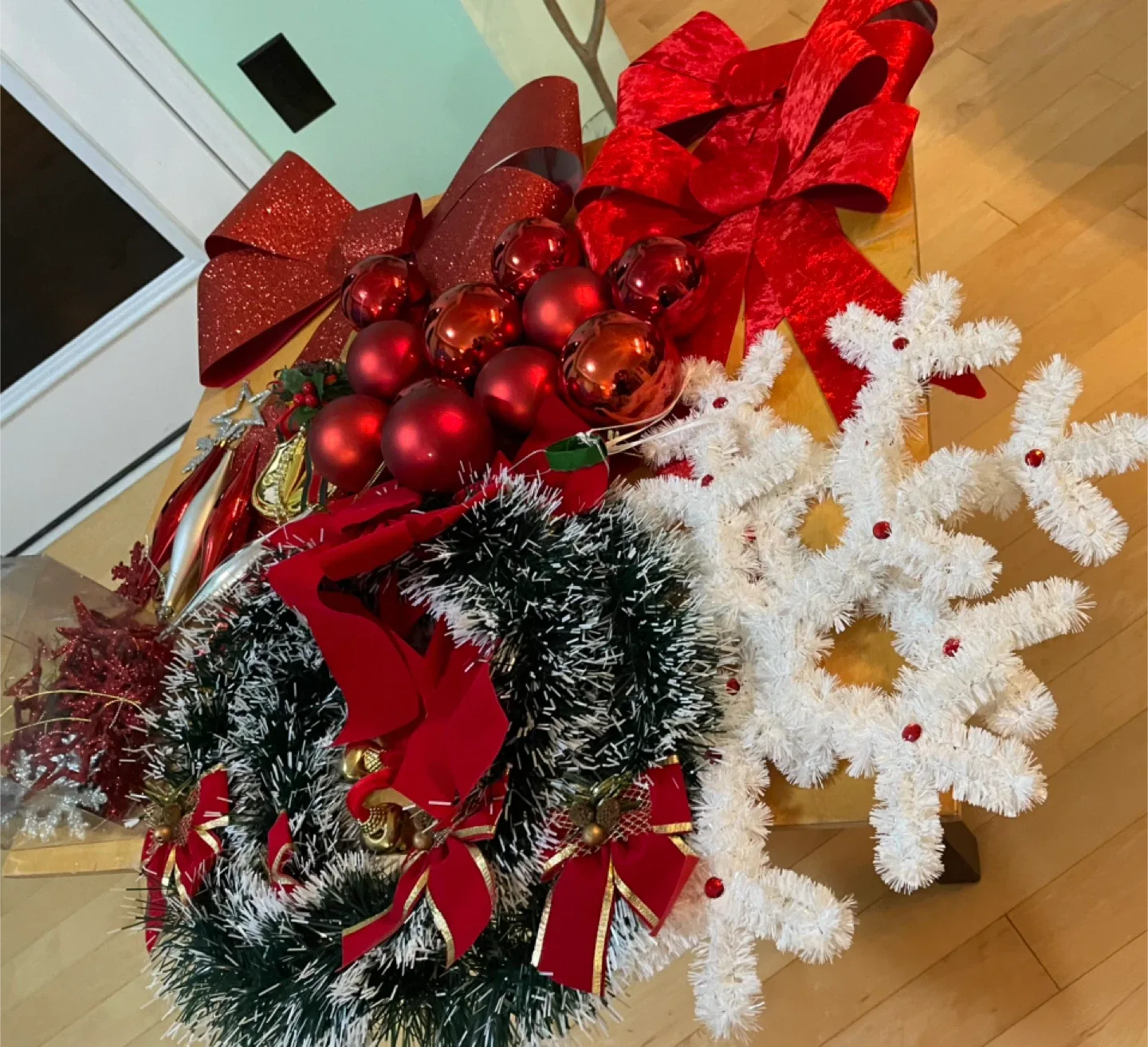 Christmas Decorations Bundle - Bows, Ornaments, Wreaths image indicator(4)