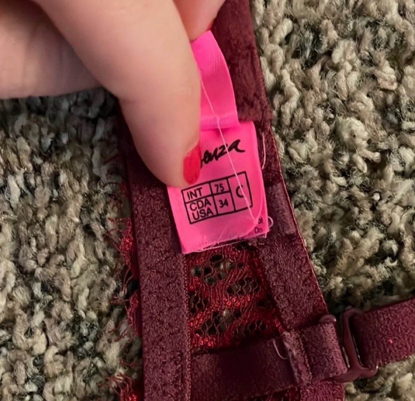 La SENZA Very Sexy Deep Plunge Bra Red Lace 34C image indicator(5)