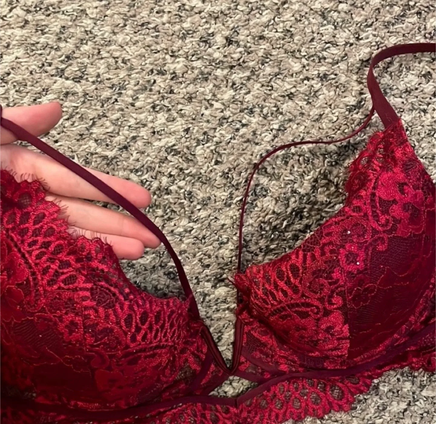La SENZA Very Sexy Deep Plunge Bra Red Lace 34C image indicator(4)