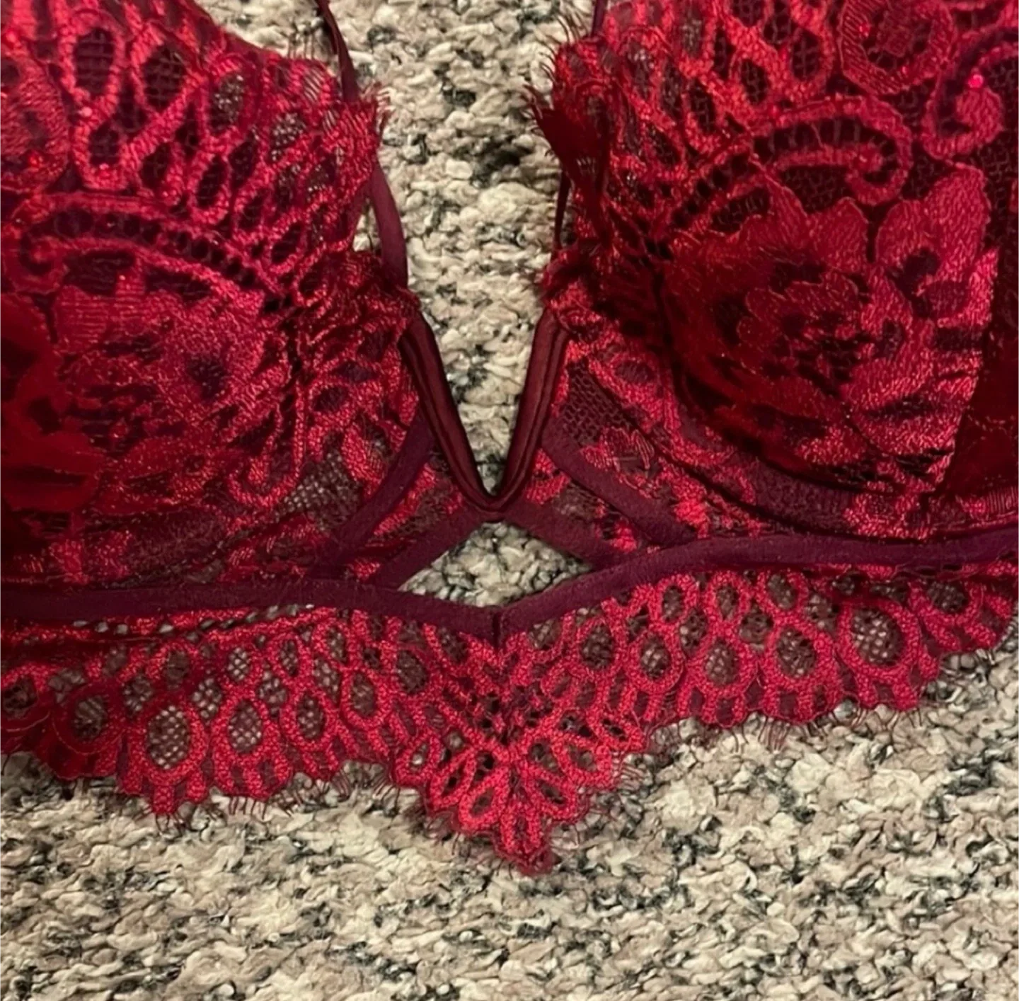 La SENZA Very Sexy Deep Plunge Bra Red Lace 34C image indicator(3)