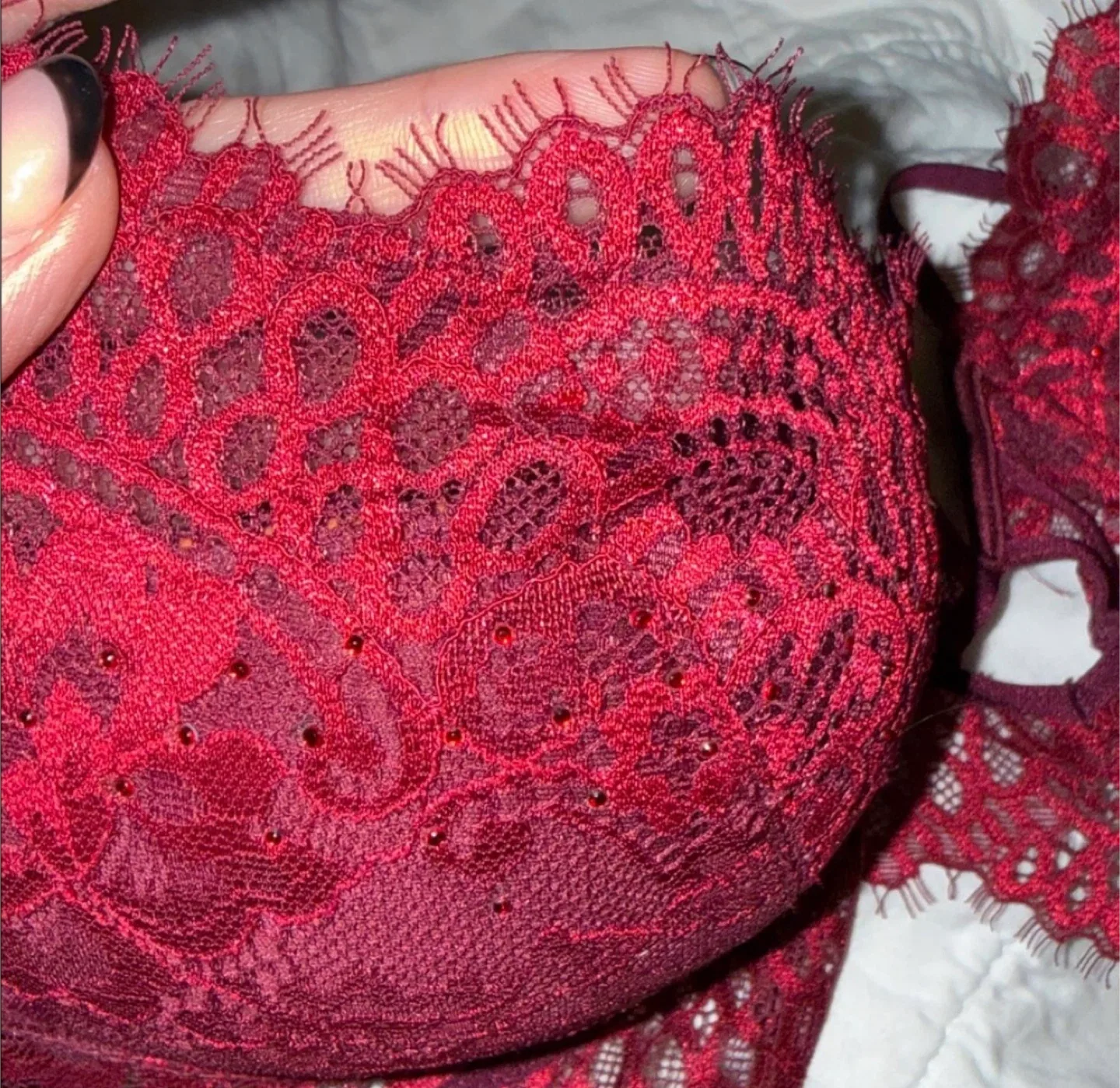 La SENZA Very Sexy Deep Plunge Bra Red Lace 34C image indicator(9)