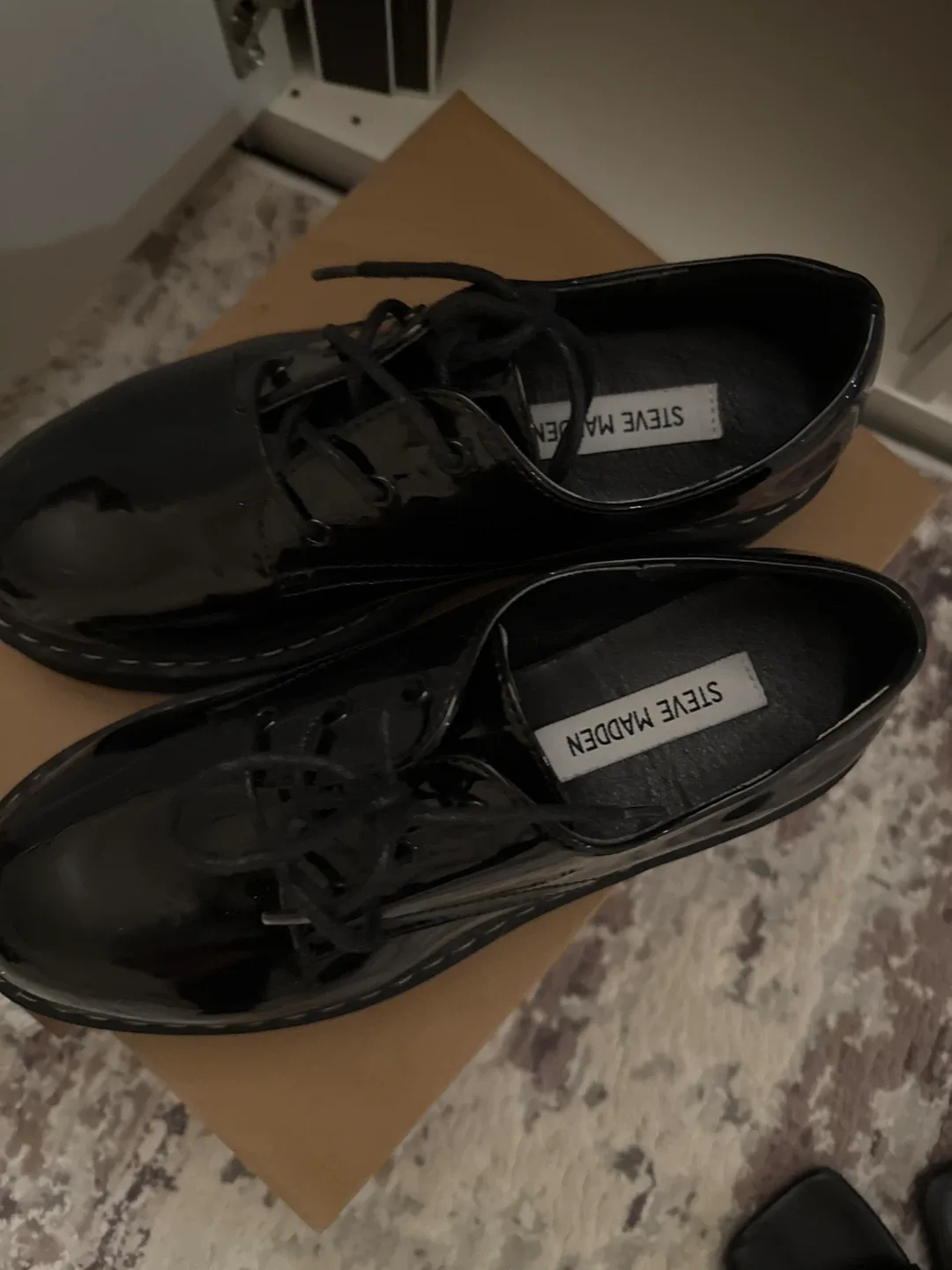 Steve Madden Black Patent Leather Oxford Shoes image indicator(3)