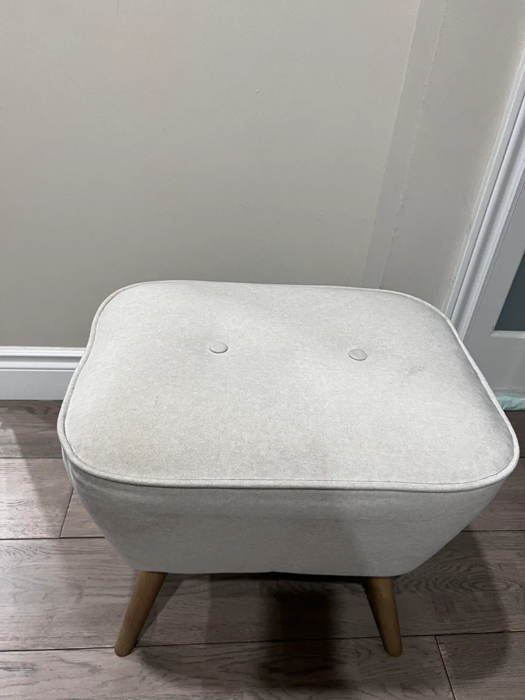 STRUCTUBE LIV Ottoman - Grey image indicator(3)