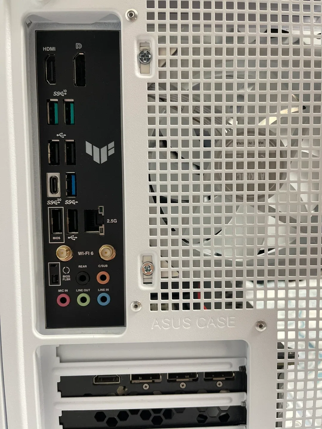 MicroATX White Gaming PC 9600X, 3080, 1TB, DDR5 image indicator(9)