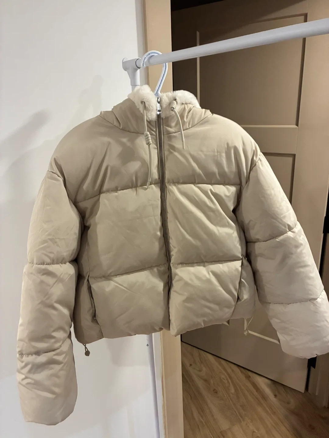 Beige Puffer Jacket with Fur-Lined Hood thumbnail